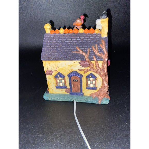 Halloween Harvest Trick or Treat Cafe Lighted Porcelain House - Picture 10 of 16